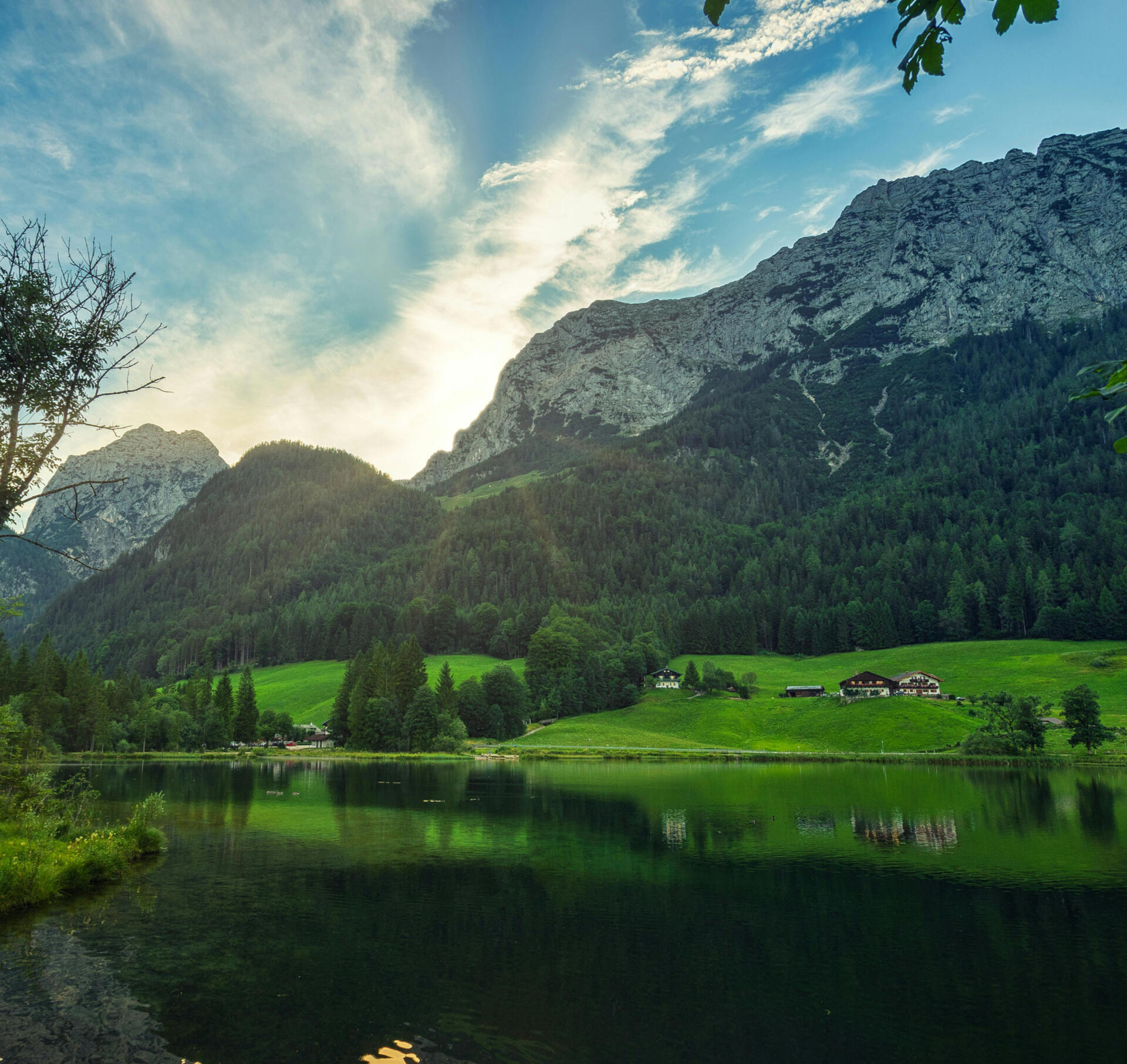 Tug on Earth pexels-jplenio-4460672